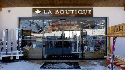 Entrée Taj-I Mah Skishop La Boutique