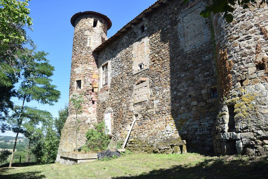 chateau-aulhat-saint-privat (9).JPG