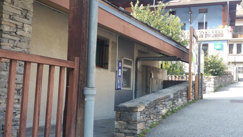 Retrait au distributeur