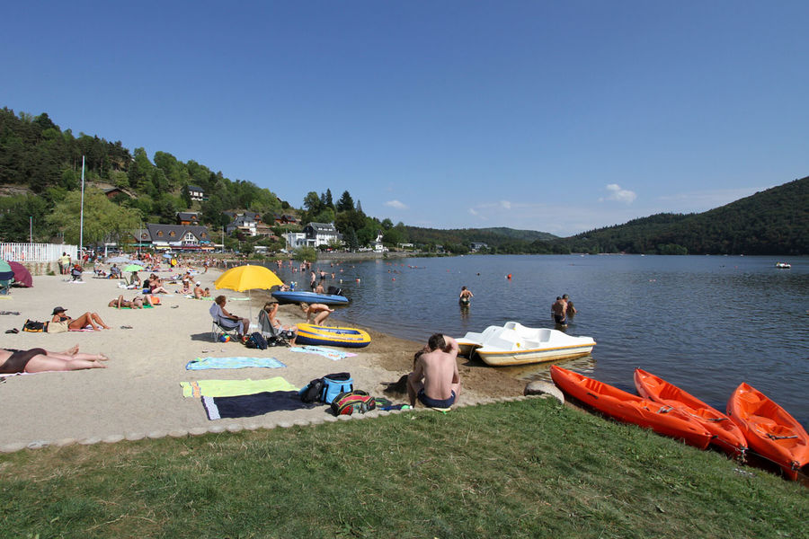 Plage du Lac Chambon