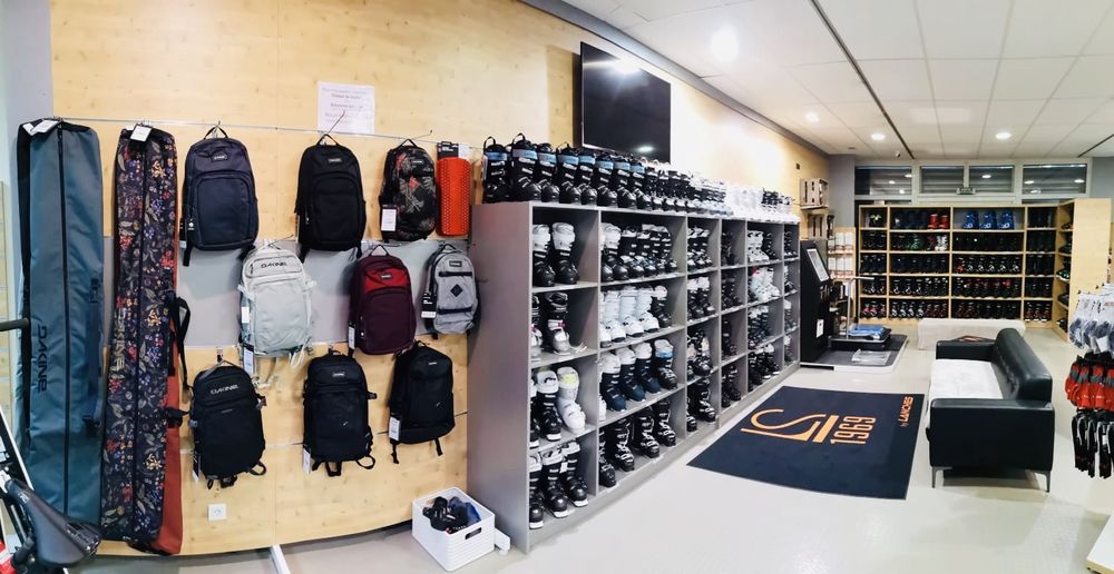 Vêtements et accessoires