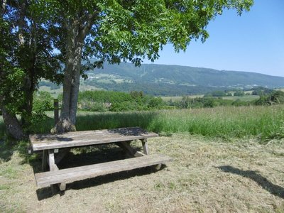 Aire de pique-nique route de Chez Bestiat Menthonnex en Bornes