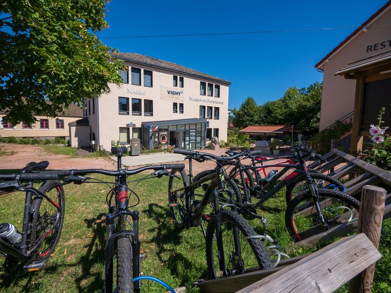 Location VTT - Office de tourisme_Châtel-Montagne