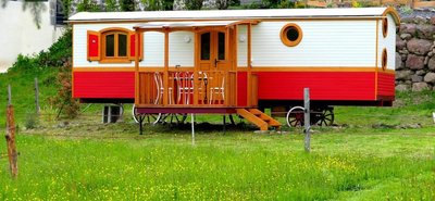 Roulotte "Le Gîte-ânes" : vue d'ensemble