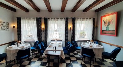 Grande Salle de Restaurant