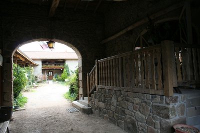 Entrée de la cour fermée