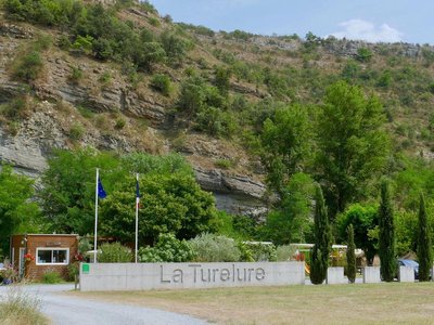 Camping La Turelure à Uzer, dans le Sud de l'Ardèche