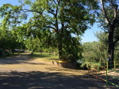 accès emplacements Sud et Plage du Camping