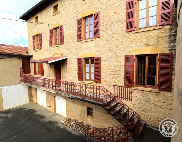 Chambres d'hôtes "Bienvenue à Dalbepierre !" à St Laurent d'Oingt/Val d'Oingt dans le Beaujolais des Pierres Dorées, [...]