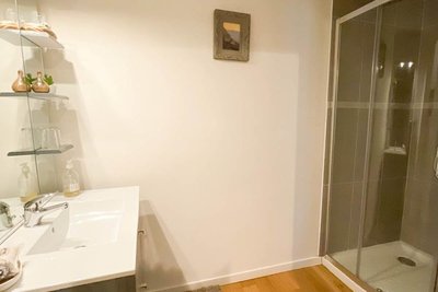 salle de bain chambre noisette