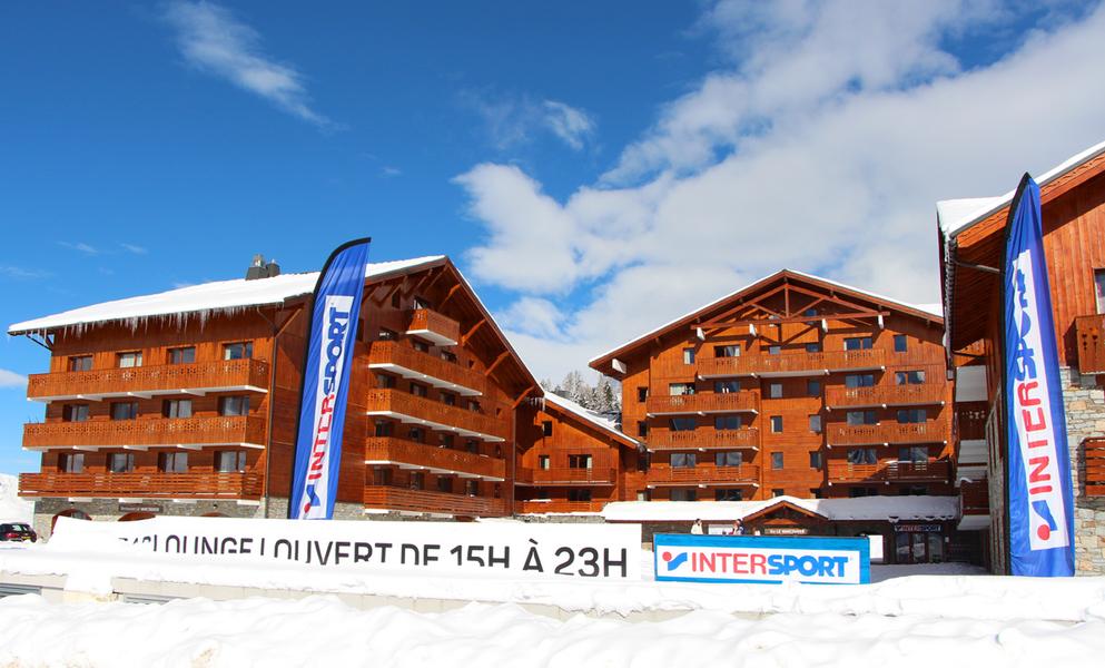 Intersport Plagne Soleil, à côté du bar Vancouver