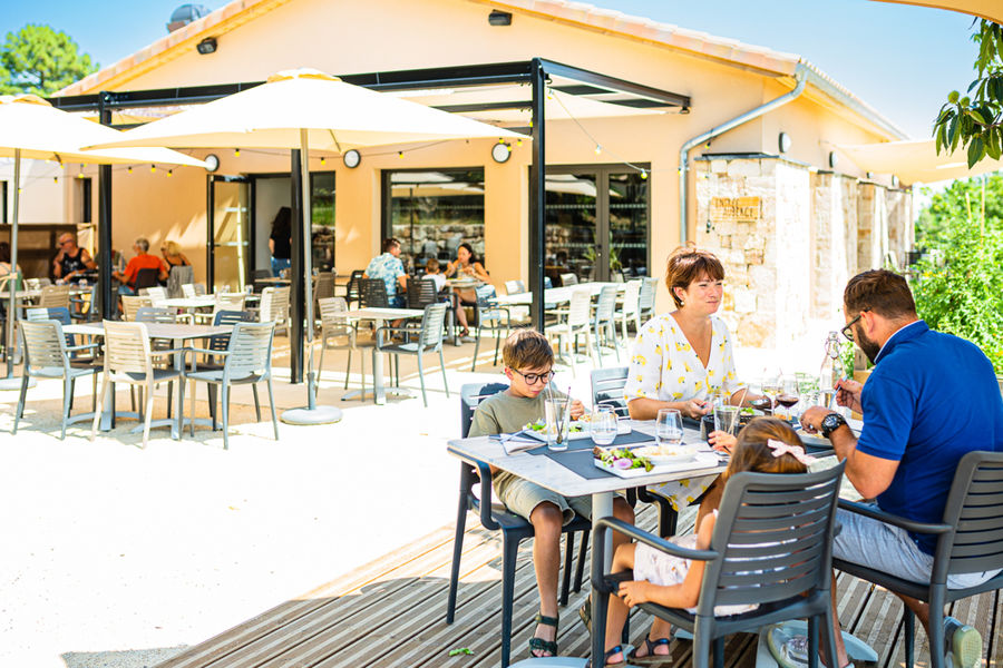 Bistrot de Pays "Auberge de Planzolles"