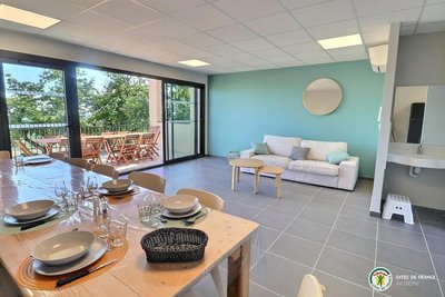 Espace Cuisine commun et salon de détente