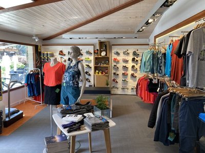 Vue intérieure magasin été Norma Sports Intersport