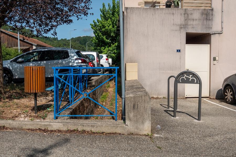 Support vélo à Lalevade d'Ardèche