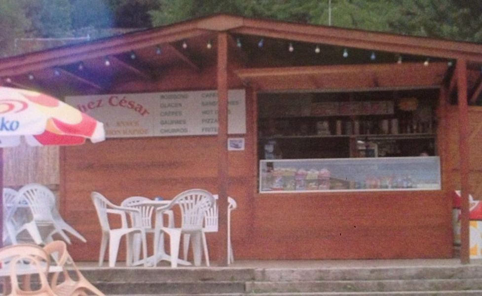 Sanck "Chez César" au bord du Lac de Monteynard à Treffort