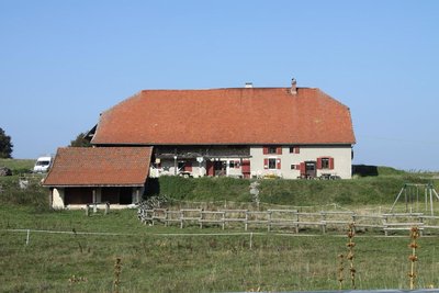 Ferme de Retord sur le Plateau de Retord