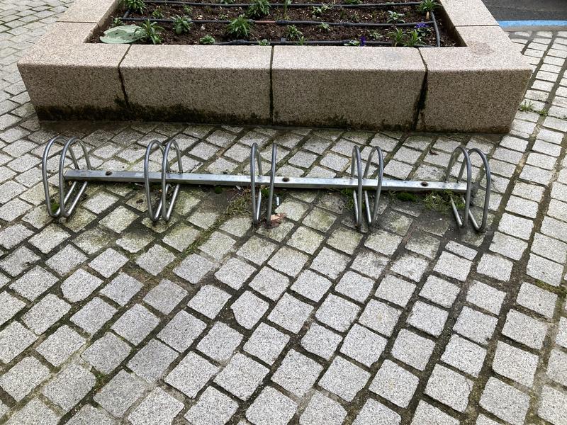 Arceaux à vélo - Eglise_Chazelles-sur-Lyon