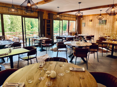 Vue salle du restaurant