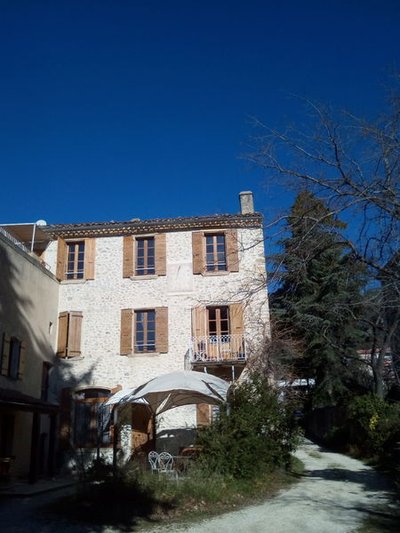 Façade et tonnelle