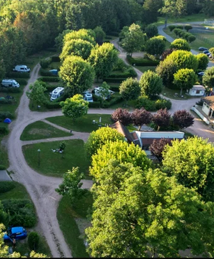 Camping de la Route Bleue_Lapalisse