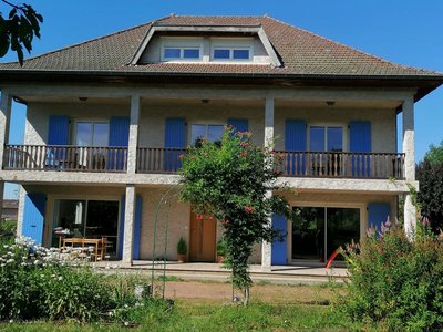 présentation extérieure du gîte