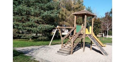 Aire de pique-nique et aire de jeux - Espace Charlie_Saint-Marcellin-en-Forez