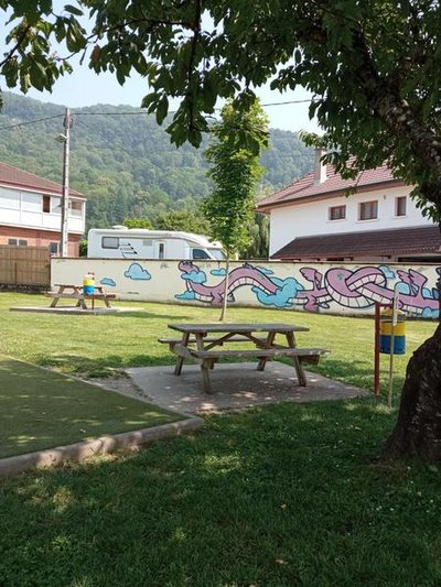 Aire de pique-nique_Saint-Béron