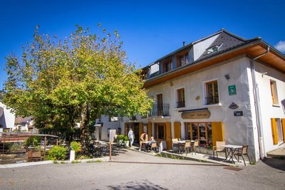 Le restaurant et sa terrasse