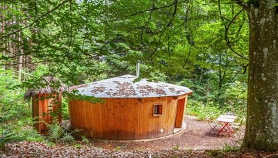 Yourte en bois