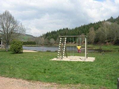 Aire de pique-nique du plan d'eau de Chausseterre_Chausseterre
