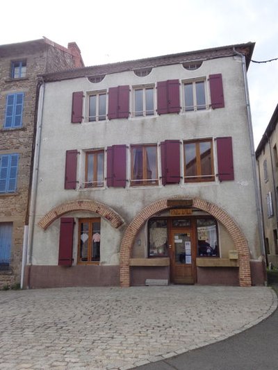 Chez Claude - Saint Germain l'Herm