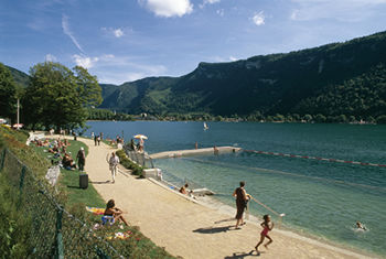 Baignade à Nantua