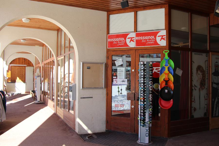 Entrée Skiset les Drus