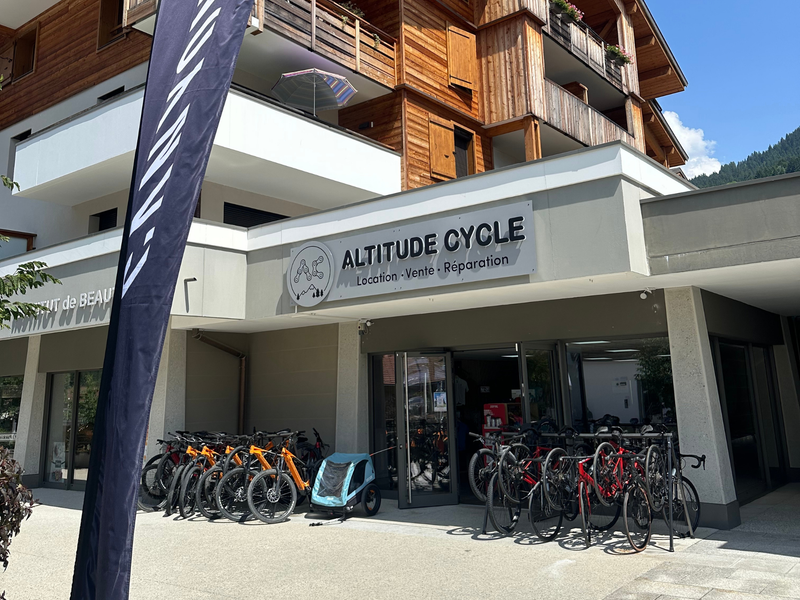 Altitude Cycle_Saint-Jean-de-Sixt