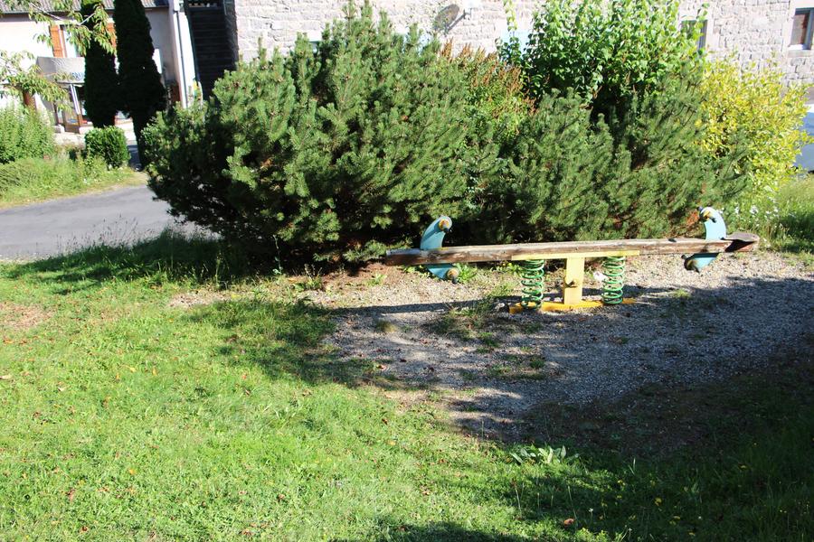 Espace jeux enfants_Mazet-Saint-Voy