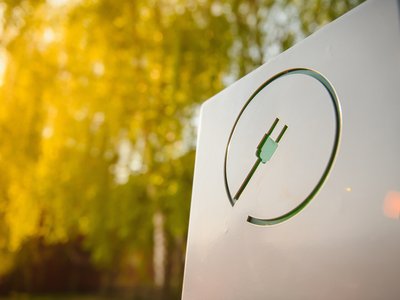 Borne de recharge 2 roues éléctriques_Chazelles-sur-Lyon