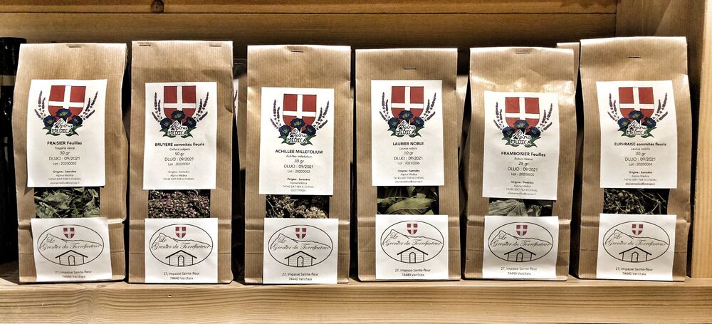 logo de la marque alpinamedica