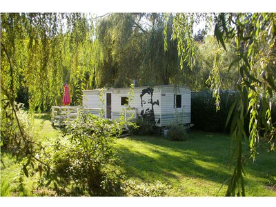 Camping au bord de l'eau