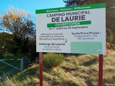Panneau camping.jpg