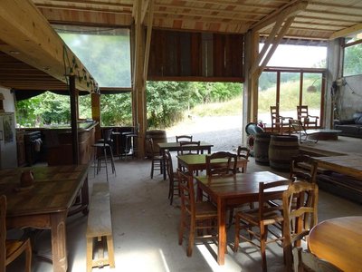 Salle collective avec cuisine équipée_Moulin de Recours