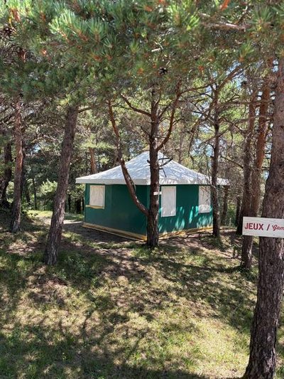 Camping la Chabannerie - Tente Bengali_Saint-Martin-de-Clelles