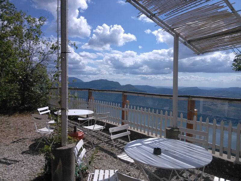 restaurantaixlesbainsrivieradesalpeschaletdusapenay