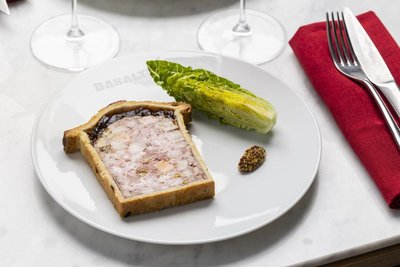 Pâté en croute maison, foie gras et champignons