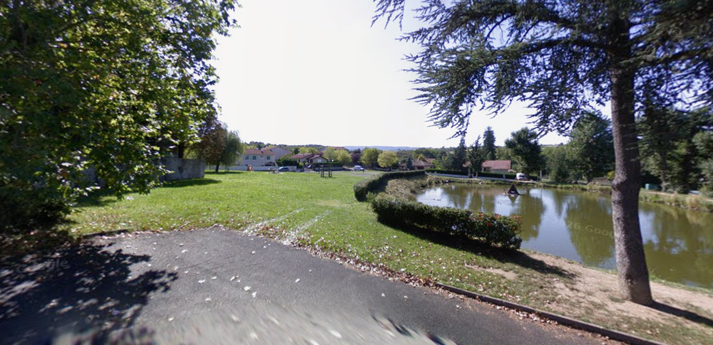 Aire de pique-nique de l'Etang du Mas_Saint-Marcellin-en-Forez