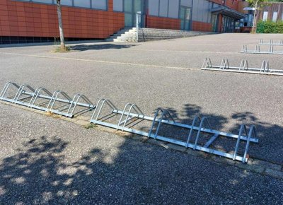 8 emplacement vélo Collège Péron