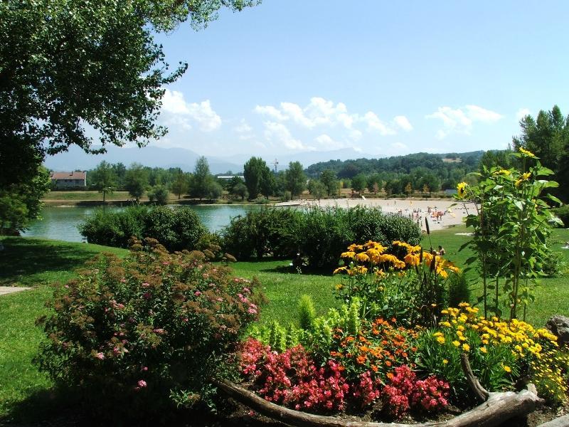 Aire de pique-nique du Lac de Romagnieu