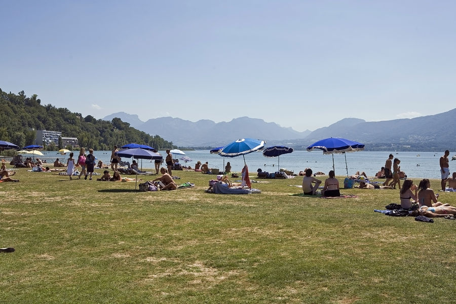 plagerowingaixlesbainsbaignade