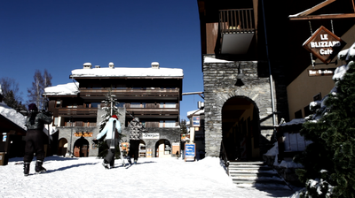La Placette avec les commerces