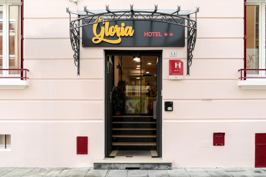 HOTEL GLORIA